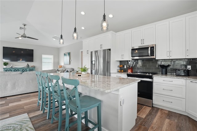 171 Connecticut St, Fort Myers Beach, FL 33931 - photo 10