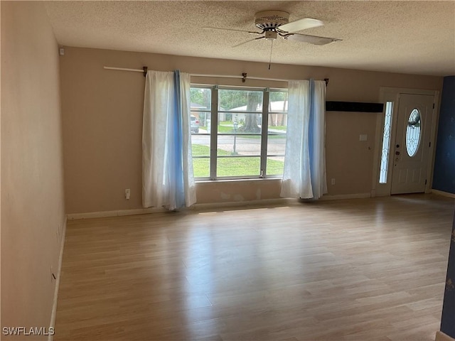 213 Lake Ave, Lehigh Acres, FL 33936 - photo 2