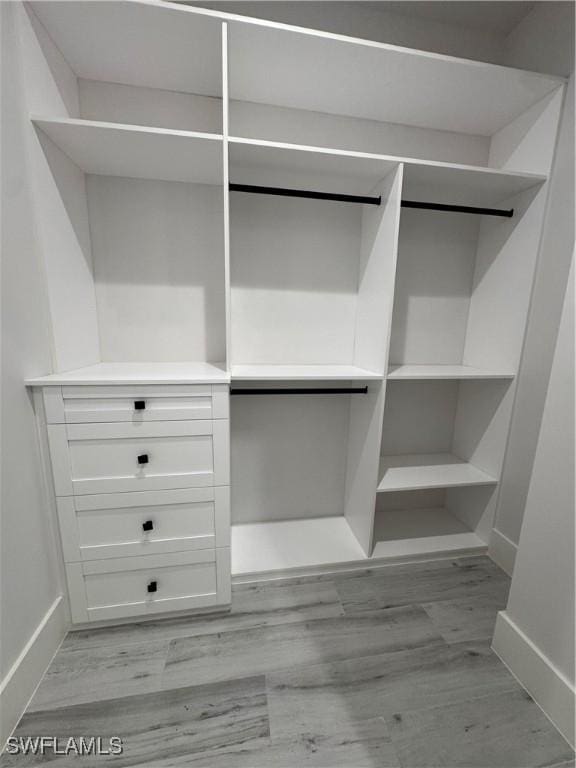 367 10th St NE, Naples, FL 34120 - view of closet