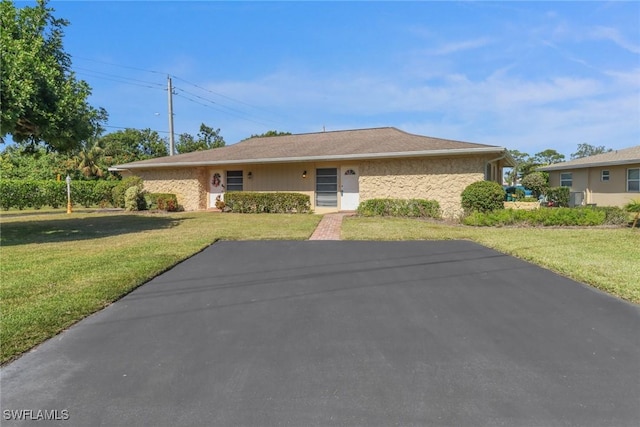 525 Palm View Dr Unit 19, Naples, FL 34110 - photo 32