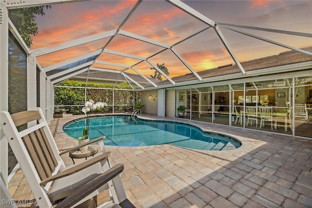 636 Park Shore Dr, Naples, FL 34103 - photo 1