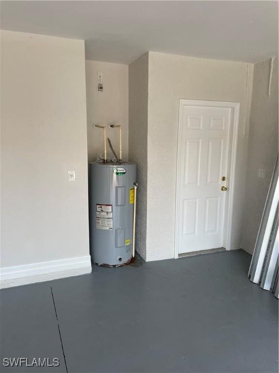 10427 Carolina Willow Dr, Fort Myers, FL 33913 - utility room with water heater