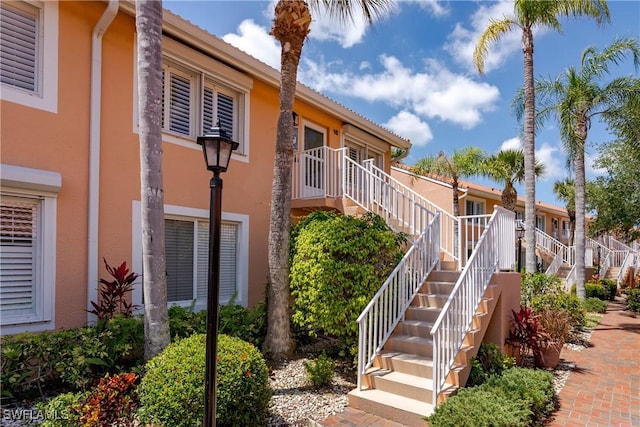 6660 Beach Resort Dr Unit 16, Naples, FL 34114 - photo 2