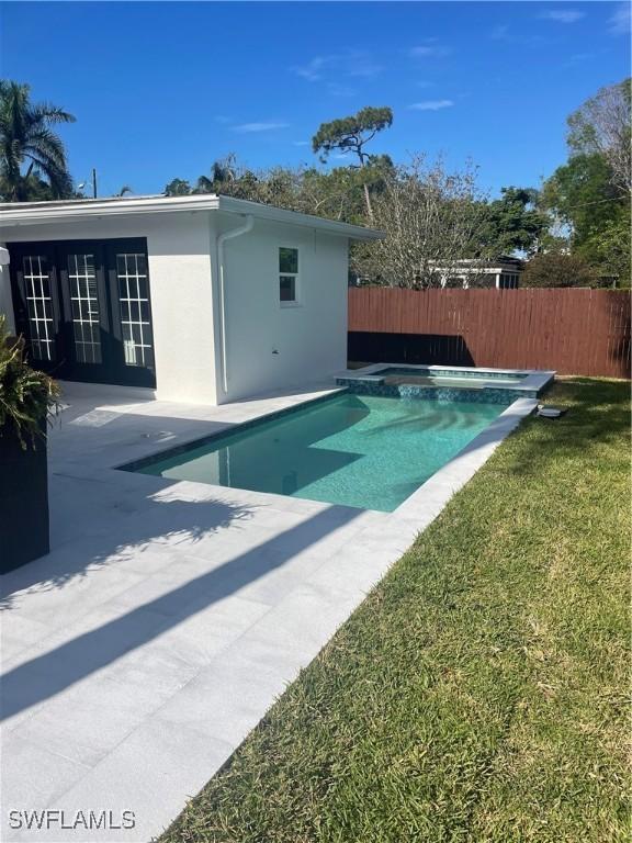 1175 9th Ave N, Naples, FL 34102 - photo 3