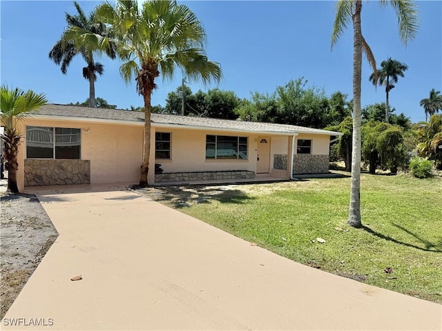 61 Glenmont Dr W, North Fort Myers, FL 33917 - photo 1