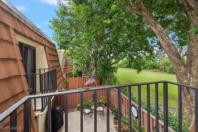 5249 Cedarbend Dr Unit 2, Fort Myers, FL 33919 - balcony with grilling area