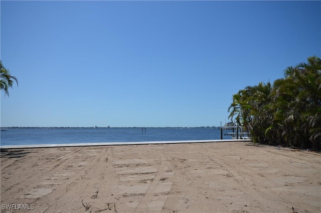228 Bayshore Dr, Cape Coral, FL 33904 - photo 5