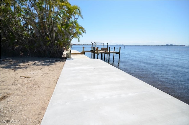 228 Bayshore Dr, Cape Coral, FL 33904 - photo 11