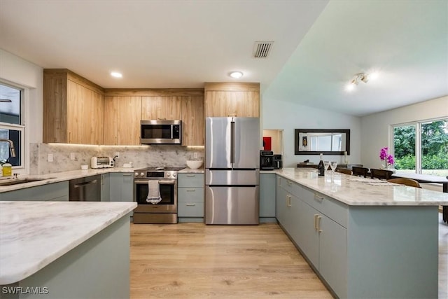 5311 Hickory Wood Dr, Naples, FL 34119 - photo 4
