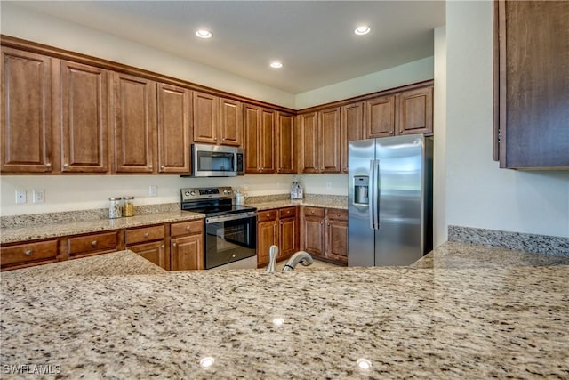 11211 Yellow Poplar Dr, Fort Myers, FL 33913 - photo 4