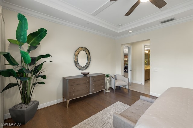 16382 Viansa Way Unit 3-202, Naples, FL 34110 - living area with recessed lighting, wood finished floors, ornamental molding, baseboards, and ceiling fan
