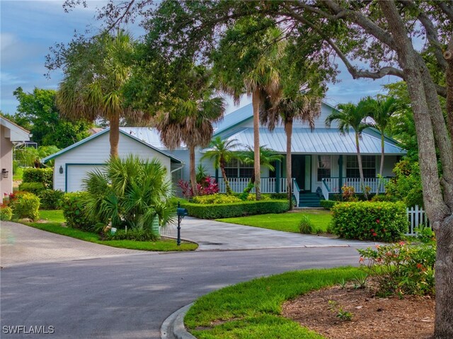 3988 Reflection Ct, Naples, FL 34109 - photo 5