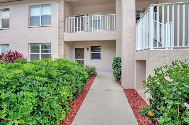 326 Bradstrom Cir Unit 103F, Naples, FL 34113 - photo 2