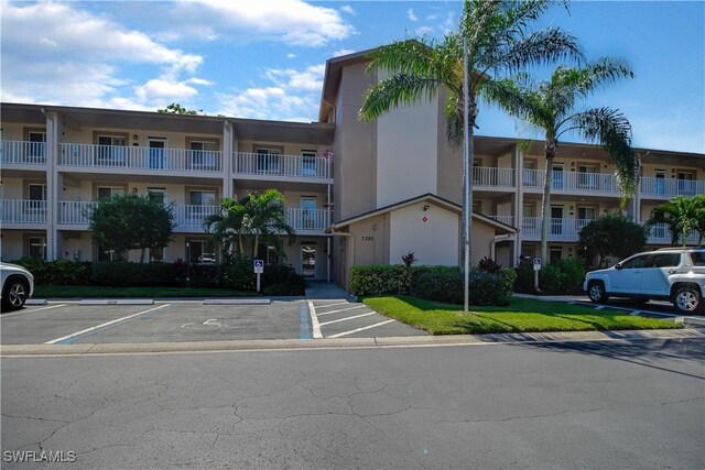 7320 Glenmoor Ln Unit 2105, Naples, FL 34104 - photo 1