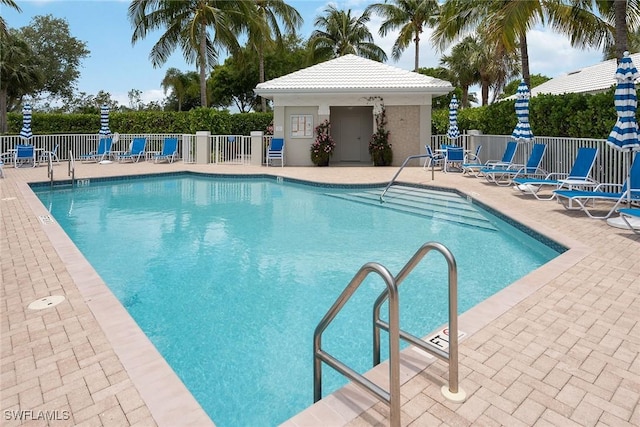4526 Cardinal Cove Ln, Naples, FL 34114 - photo 37