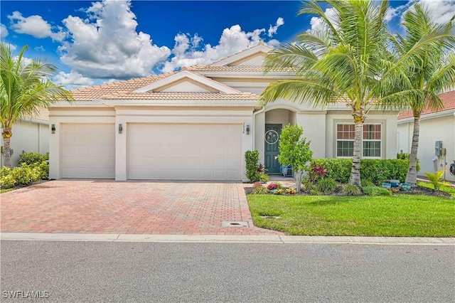 2936 Royal Gardens Ave, Fort Myers, FL 33916 - photo 1
