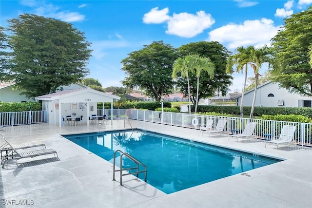 2266 Stacil Cir Unit 3, Naples, FL 34109 - photo 31