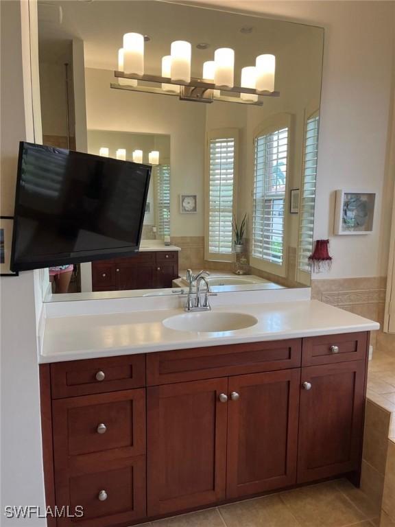 10263 Avonleigh Dr, Bonita Springs, FL 34135 - photo 34