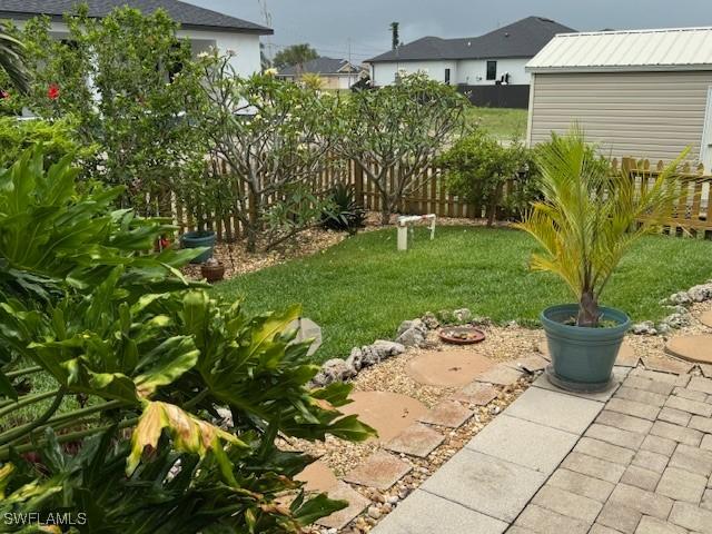 1505 NW 33rd Pl, Cape Coral, FL 33993 - view of yard