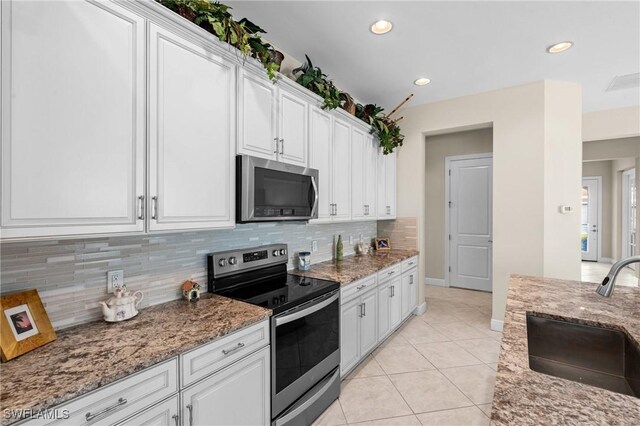 4103 Raffia Dr, Naples, FL 34119 - photo 9