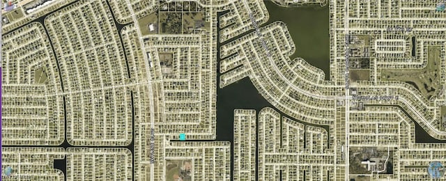 640 SW 12th Ter, Cape Coral, FL 33991 - photo 4