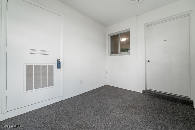 8649 Flores Ct, Fort Myers, FL 33907 - photo 2