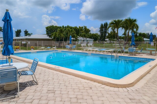 8649 Flores Ct, Fort Myers, FL 33907 - photo 27