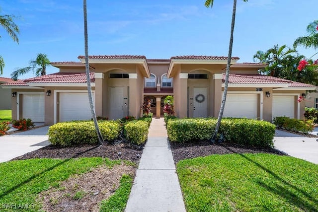 6710 Huntington Lakes Cir Unit 202, Naples, FL 34119 - photo 1