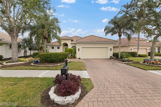6750 Bent Grass Dr, Naples, FL 34113 - photo 3