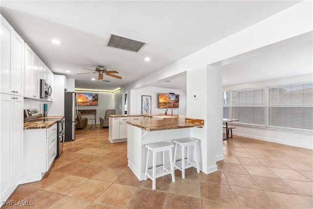 5654 Natoma Dr, Fort Myers, FL 33919 - photo 2