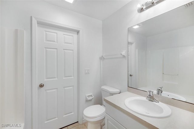 726 SW 12th St, Cape Coral, FL 33991 - full bath featuring vanity and tile patterned floors