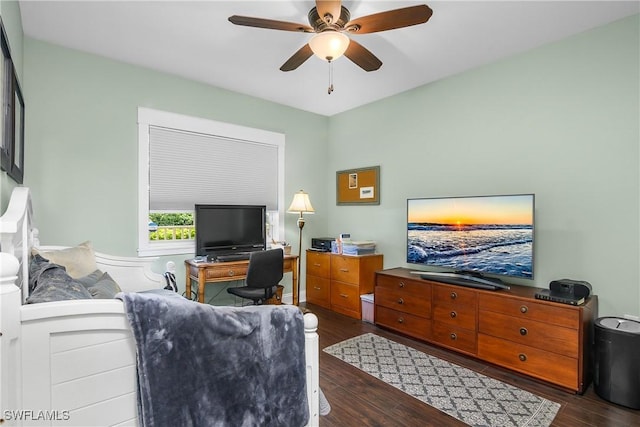 10020 Maddox Ln Unit 113, Bonita Springs, FL 34135 - living room featuring dark wood-style floors and a ceiling fan