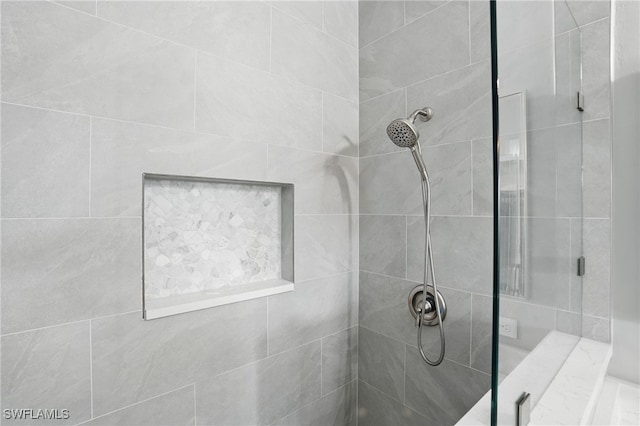 2232 Carnaby Ct, Lehigh Acres, FL 33973 - full bath featuring a stall shower