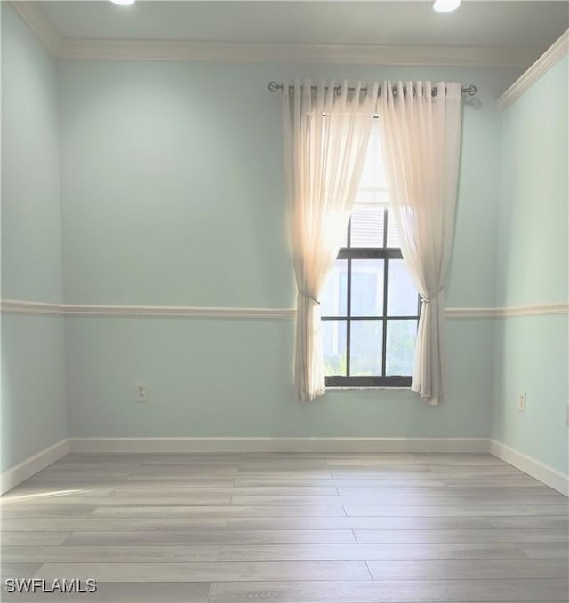 7725 Woodbrook Cir Unit 3504, Naples, FL 34104 - empty room with ornamental molding, wood finished floors, and recessed lighting