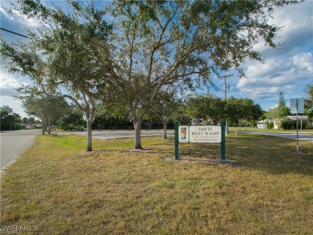 2208 Parkview Dr, Fort Myers, FL 33905 - photo 25