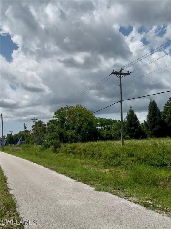 2536 N Tamiami Trl, North Fort Myers, FL 33903