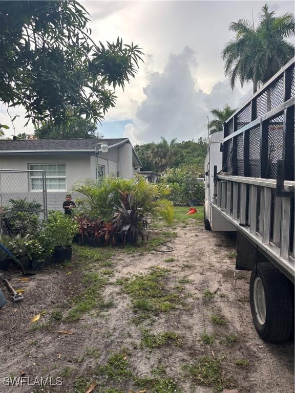 152 Prospect Ave, Fort Myers, FL 33905 - view of yard