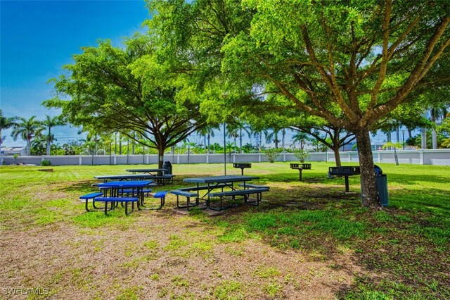 2885 Palm Beach Blvd Unit 105, Fort Myers, FL 33916