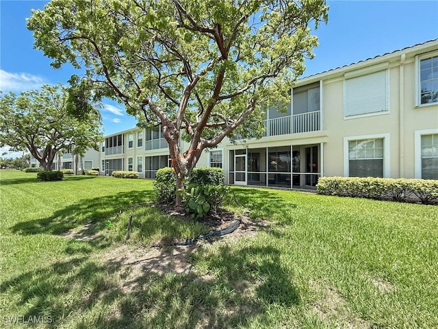 15054 Tamarind Cay Ct Unit 706, Fort Myers, FL 33908 - view of grassy yard