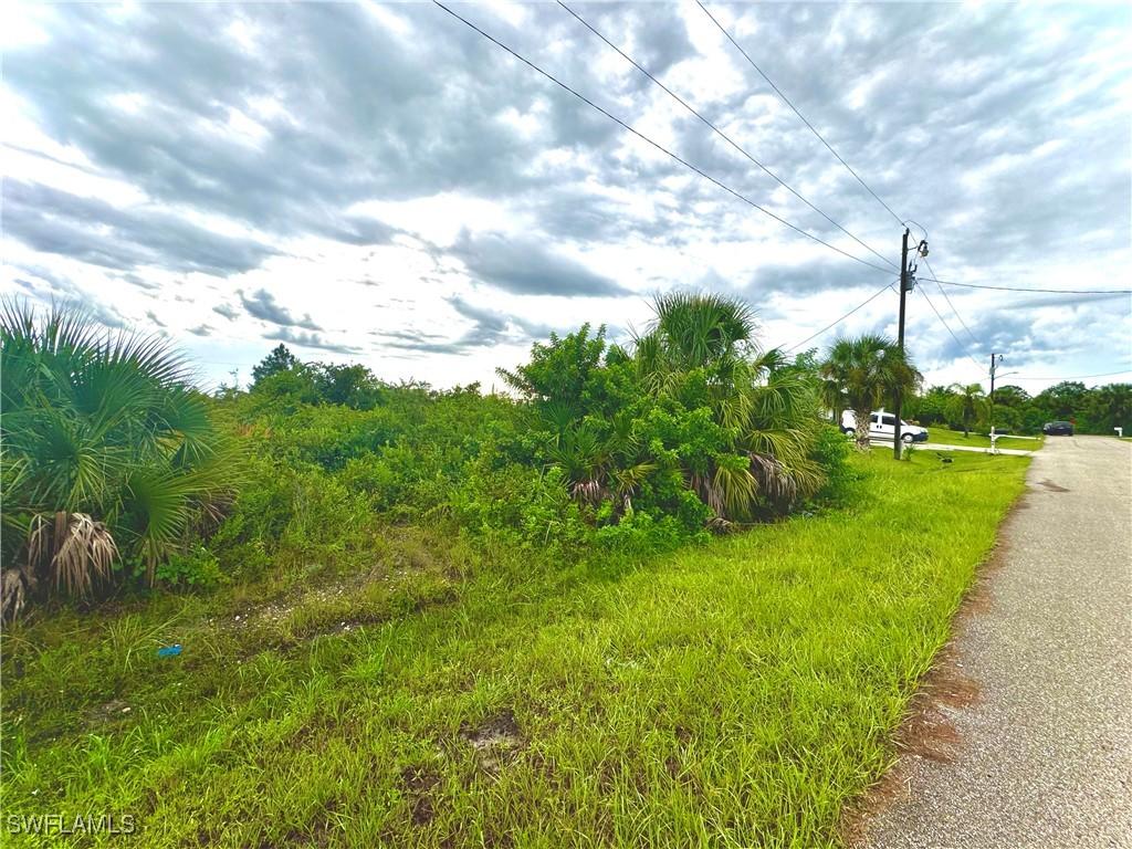 3015 65th St W, Lehigh Acres, FL 33971 - photo 2