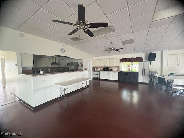 24 Enchanting Blvd, Naples, FL 34112