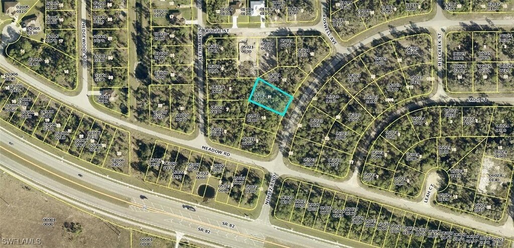 505 Nimitz Blvd, Lehigh Acres, FL 33974 - photo 1