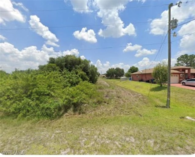 635 Tomasello Ave, Lehigh Acres, FL 33974