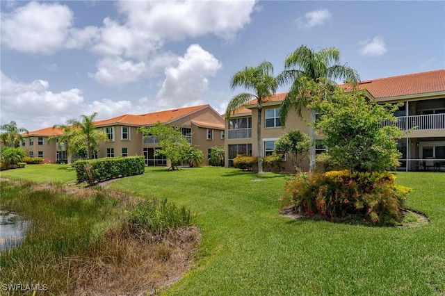 2525 Aspen Creek Ln Unit 202, Naples, FL 34119 - view of green lawn
