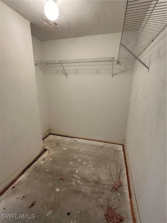 1224 Commonwealth Cir Unit N-203, Naples, FL 34116 - view of walk in closet