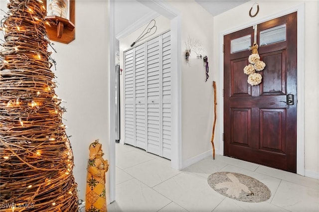4251 Island Cir Unit 3, Fort Myers, FL 33919 - entryway featuring baseboards