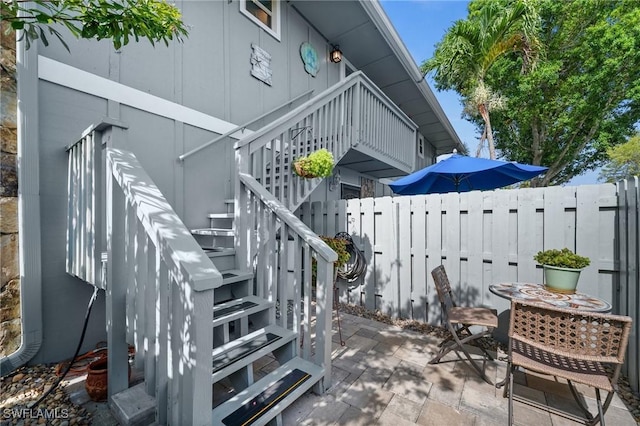 4251 Island Cir Unit 3, Fort Myers, FL 33919 - view of stairs