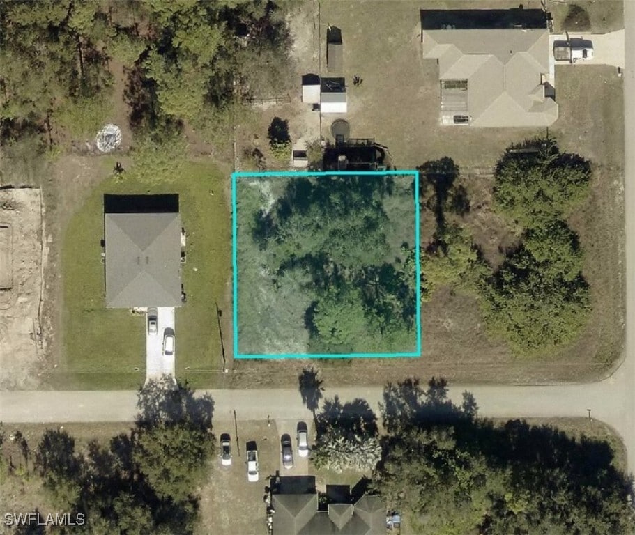 3905 E 19th St, Lehigh Acres, FL 33972