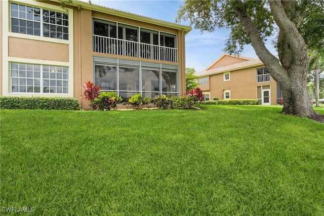 13221 Sherburne Cir Unit 601, Bonita Springs, FL 34135 - view of green lawn