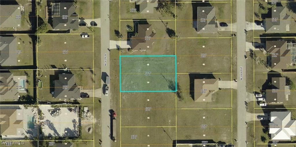 1827 NE 17th Pl, Cape Coral, FL 33909